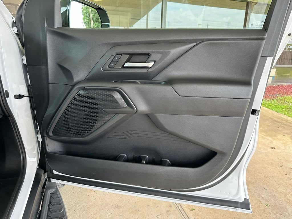 Used 2024 Chevrolet Silverado EV W/T AWD/4WD image 34