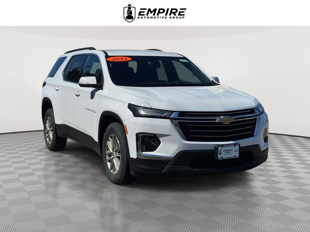 Used 2023 Chevrolet Traverse LT