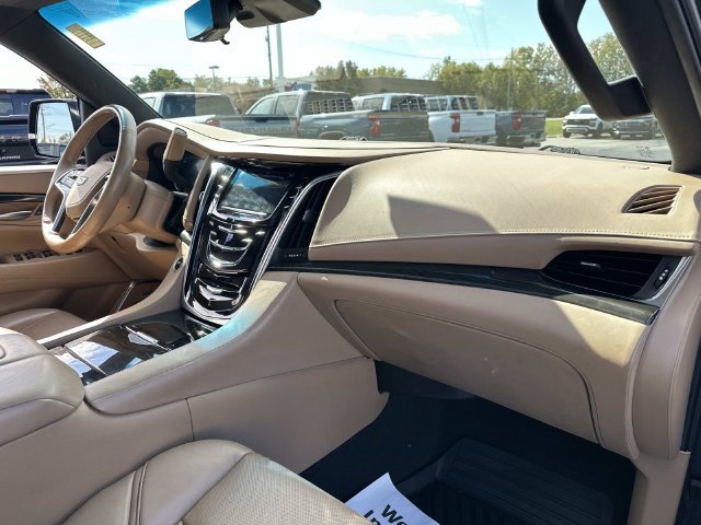 Certified 2019 Cadillac Escalade ESV Platinum AWD/4WD image 29
