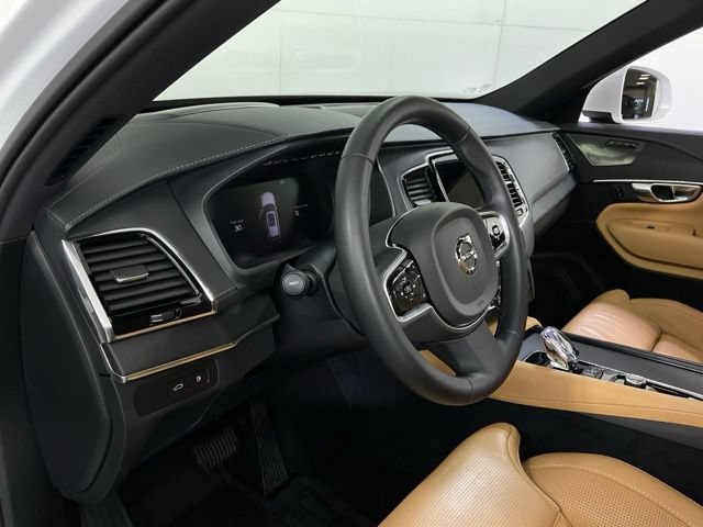 Certified 2025 Volvo XC90 T8 Ultra w/ Protection Package AWD/4WD image 19