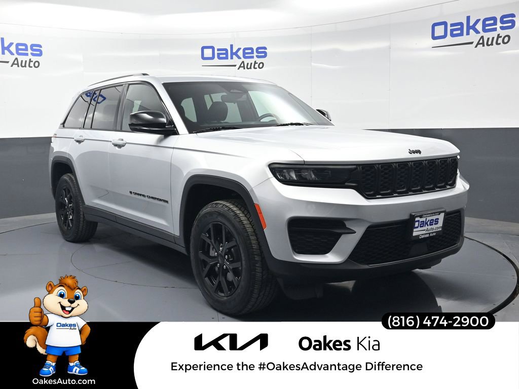 Used 2024 Jeep Grand Cherokee Altitude