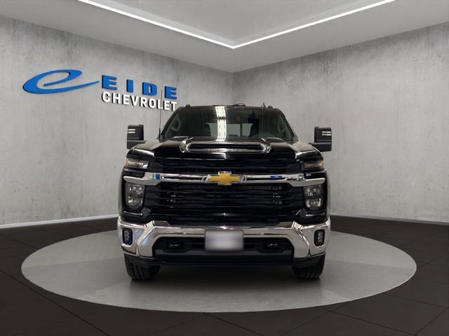 New 2026 Chevrolet Silverado 3500 LT w/ All Star Edition image 9