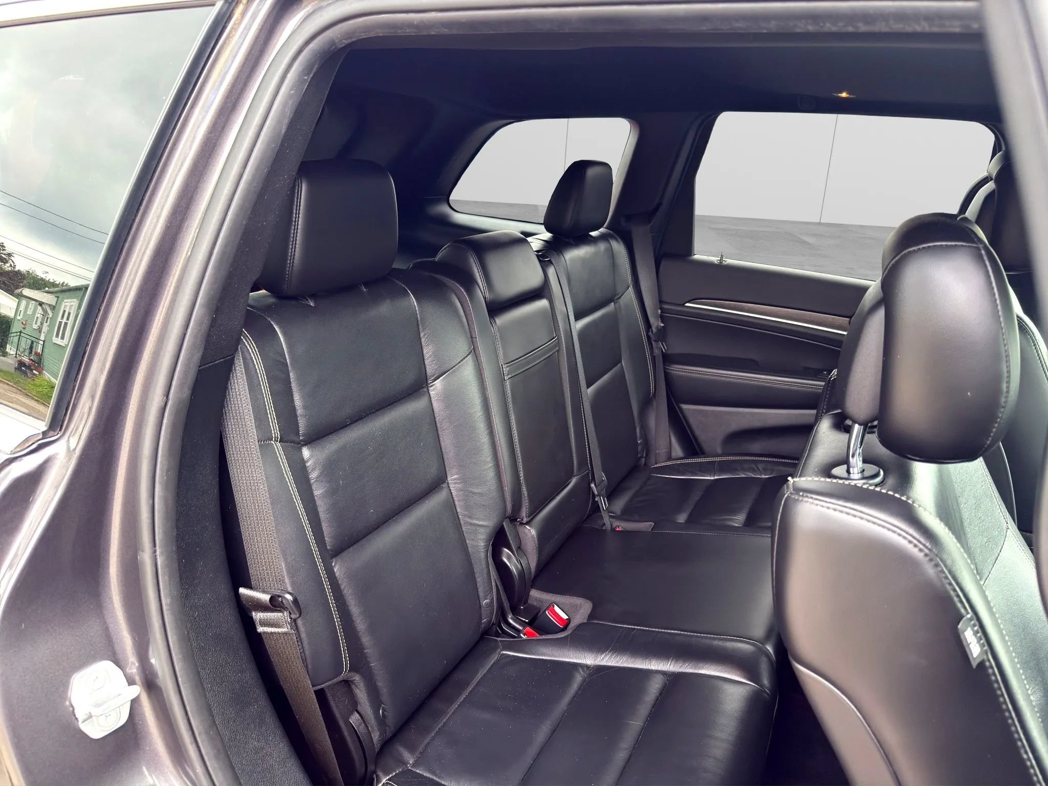 Used 2017 Jeep Grand Cherokee Limited AWD/4WD image 16