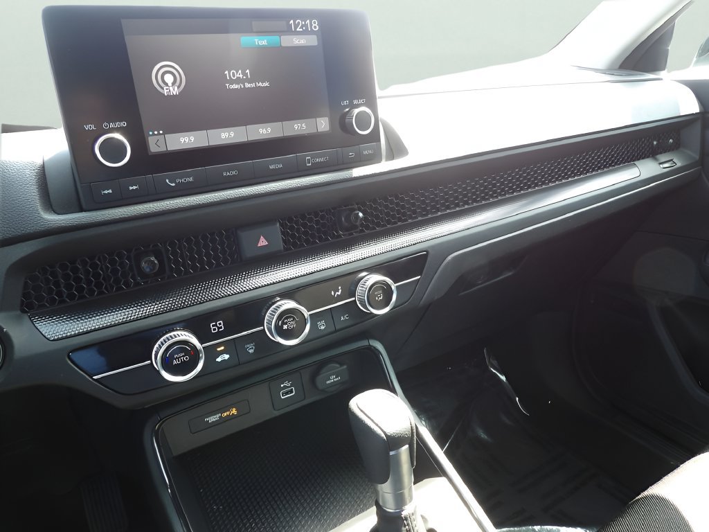Used 2025 Honda CR-V LX image 28