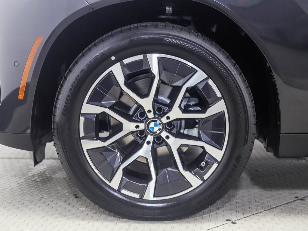Certified 2026 BMW X3 xDrive30i w/ Convenience Package AWD/4WD image 2