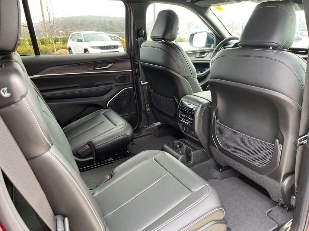 New 2026 Jeep Grand Cherokee L Limited image 28