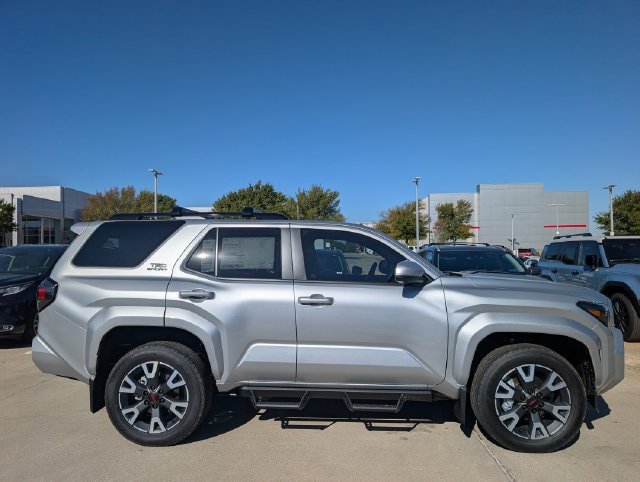 New 2026 Toyota 4Runner TRD Sport Premium AWD/4WD image 3