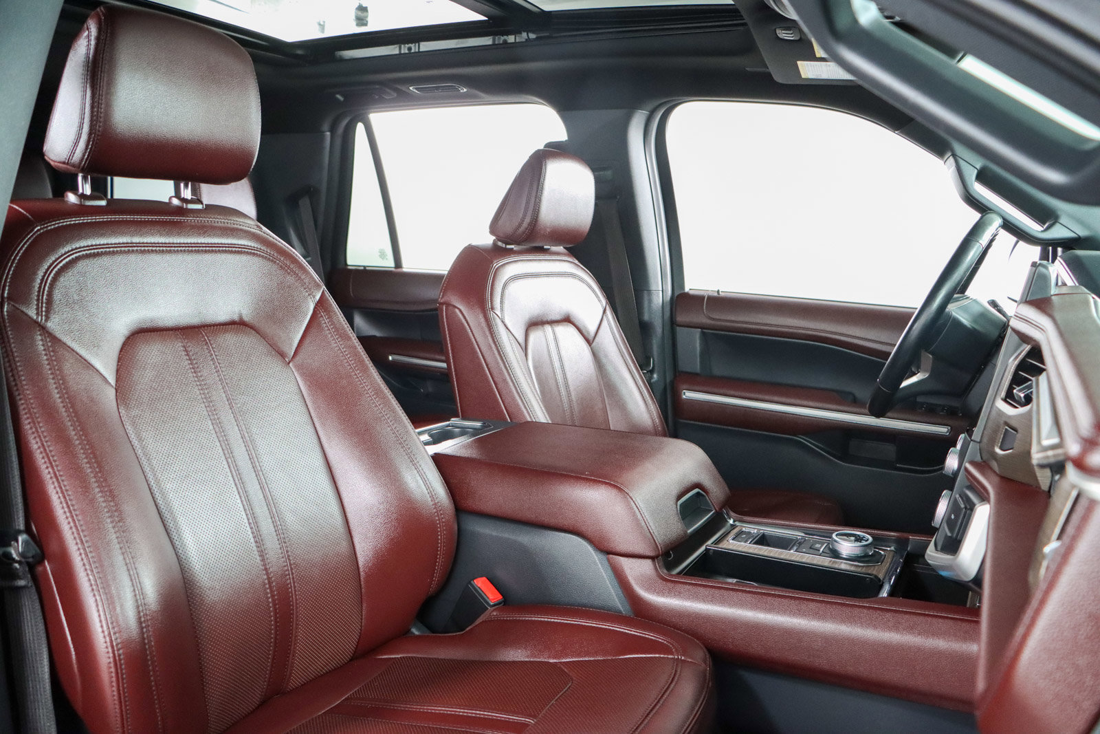 Used 2023 Ford Expedition Limited image 31