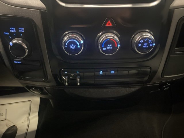 Used 2016 RAM 1500 ST w/ SXT Appearance Group image 21