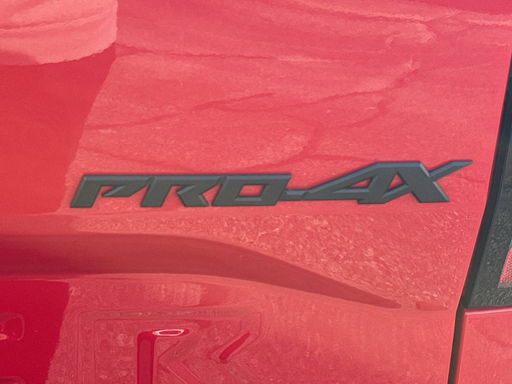 Certified 2024 Nissan Frontier PRO-4X w/ Pro Convenience Package image 9