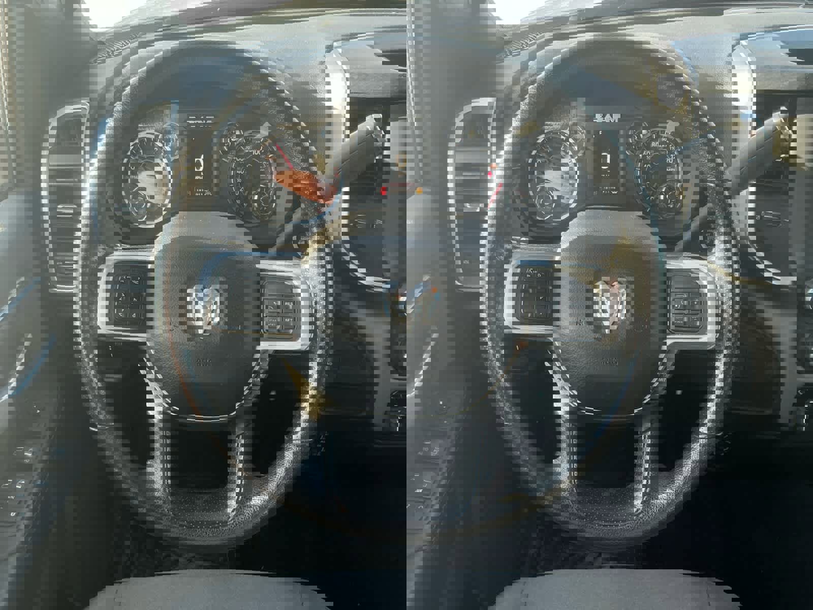 Used 2022 RAM 3500 Big Horn image 13