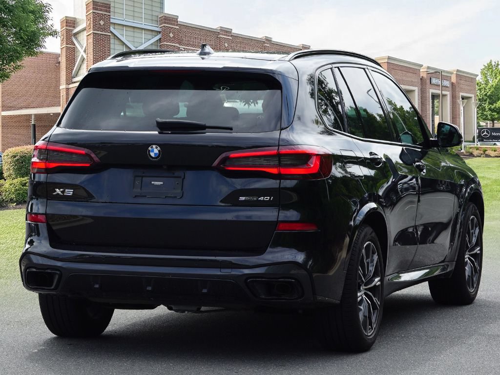 Used 2022 BMW X5 sDrive40i w/ M Sport Package RWD image 6