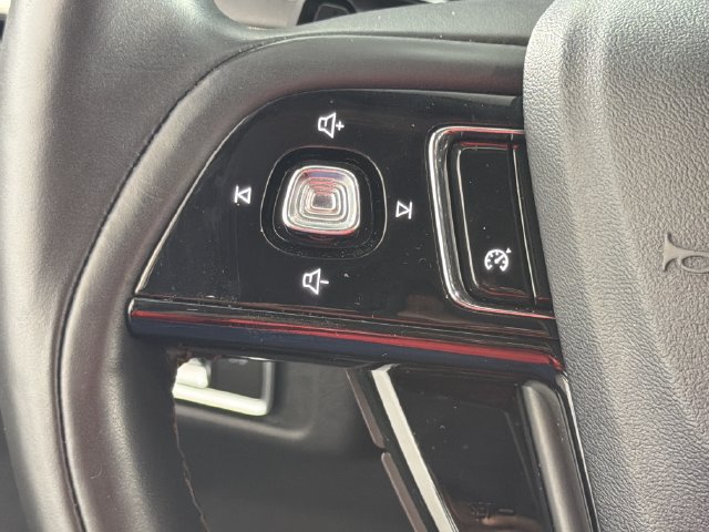 Used 2022 Lincoln Corsair Reserve w/ Elements Package FWD image 7