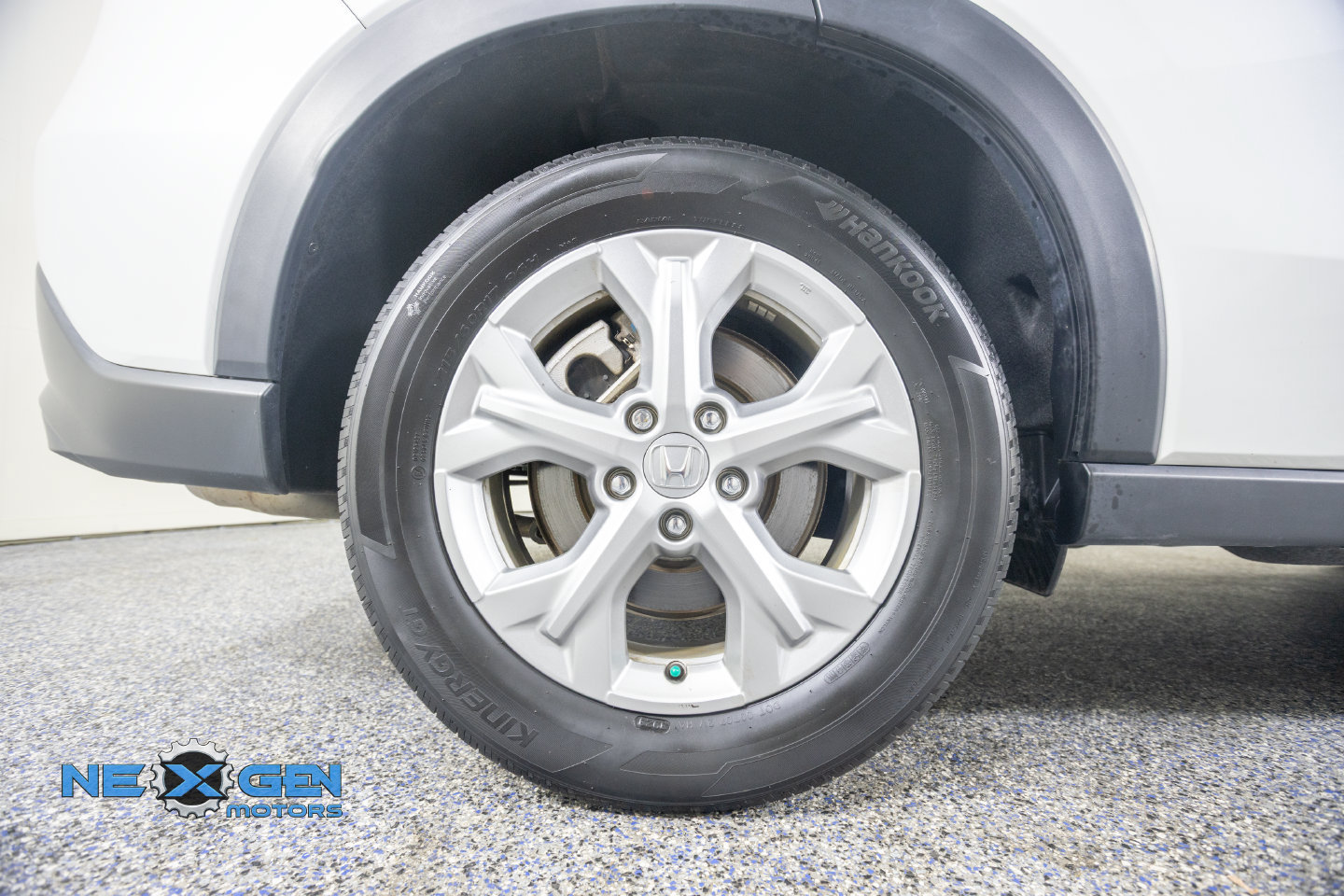 Used 2024 Honda HR-V LX image 43