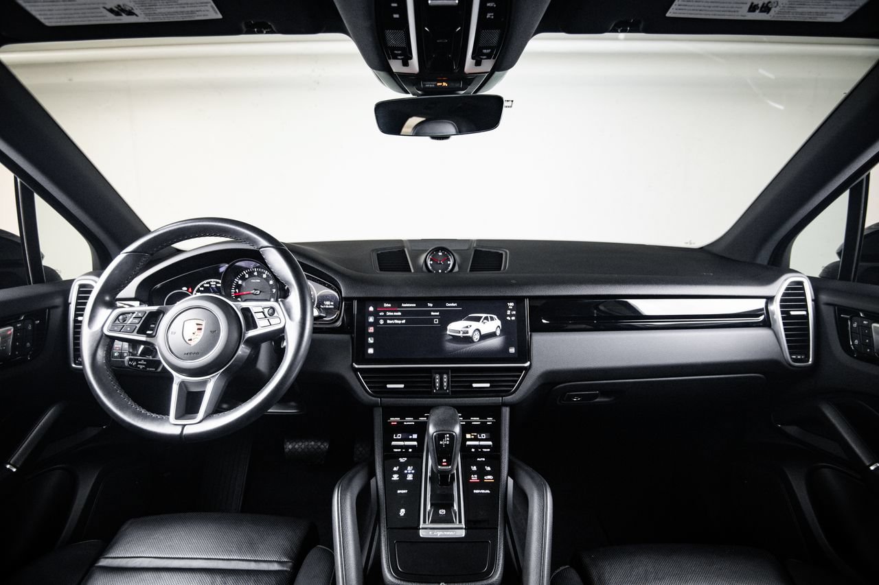 Certified 2023 Porsche Cayenne Platinum Edition AWD/4WD image 25