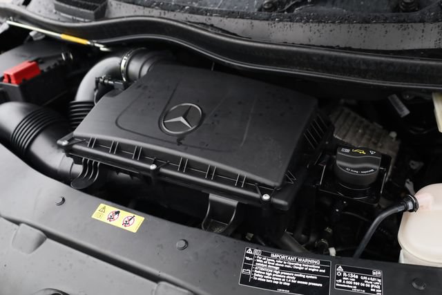 Used 2023 Mercedes-Benz Metris Passenger image 9