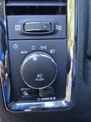 Used 2015 RAM 1500 Laramie w/ Convenience Group image 23