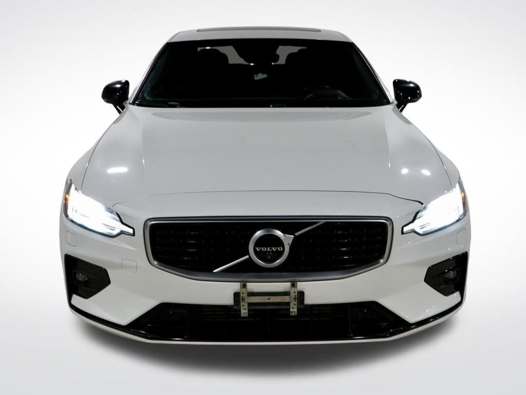 Used 2019 Volvo S60 T6 R-Design image 12