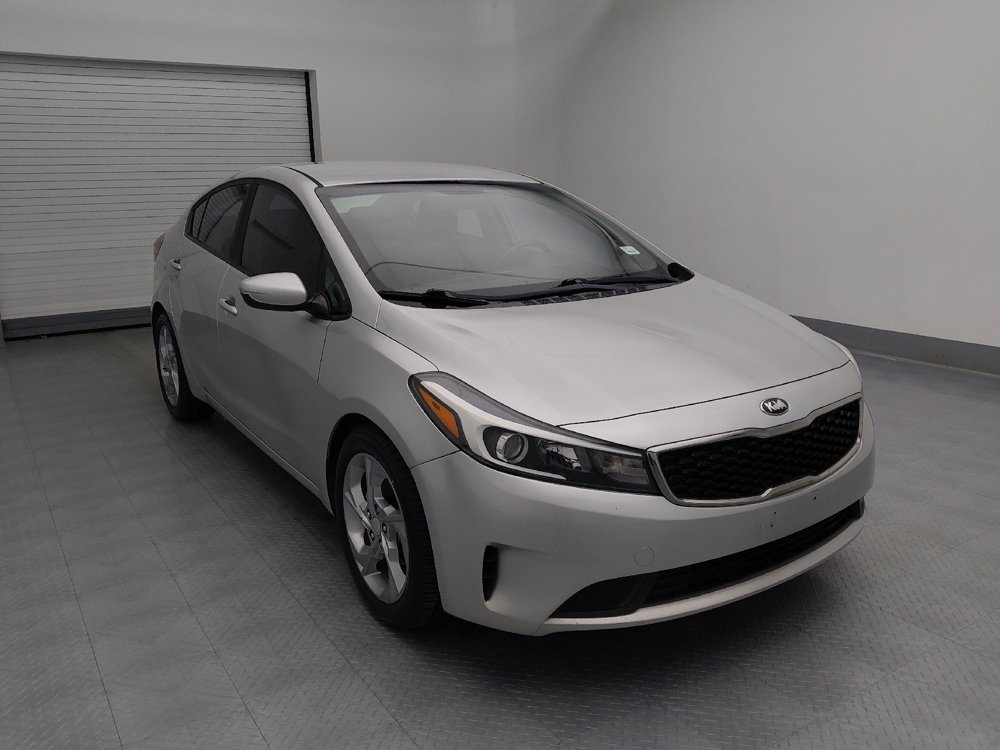 Used 2017 Kia Forte LX image 13