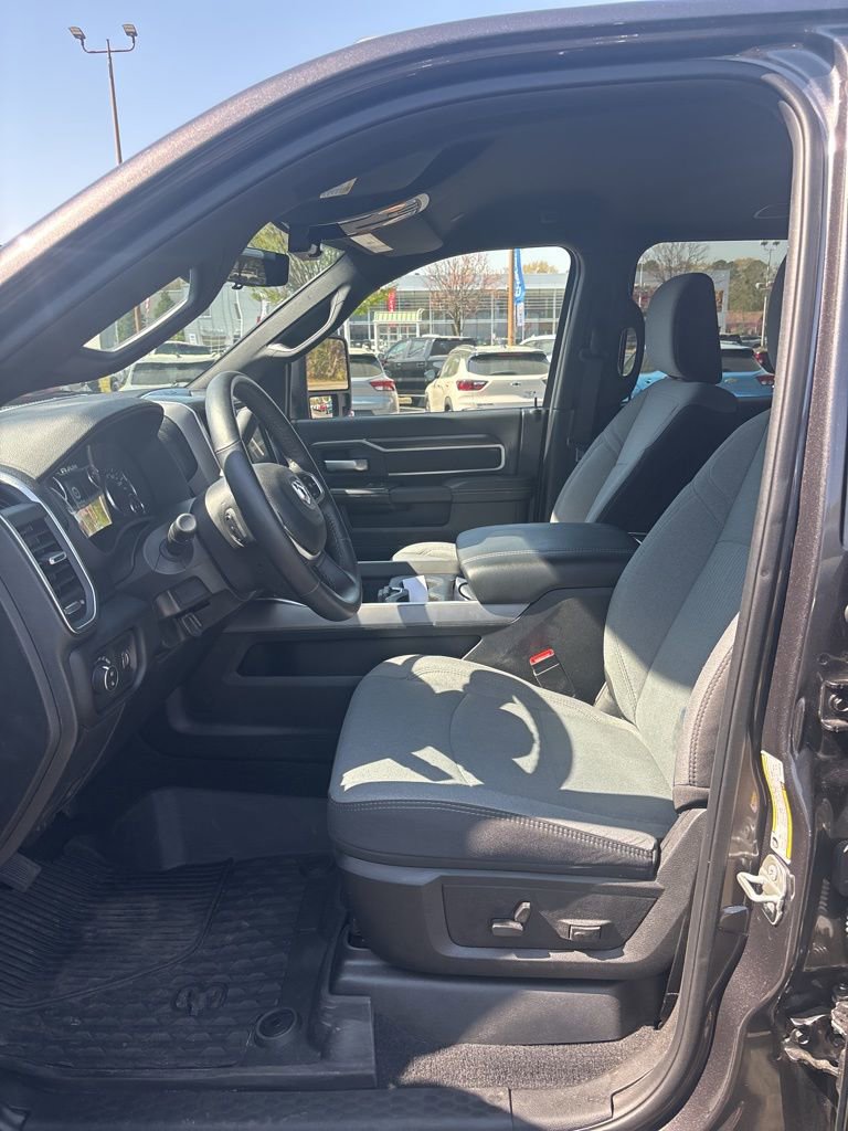 Used 2024 RAM 3500 Big Horn w/ Towing Technology Group image 4