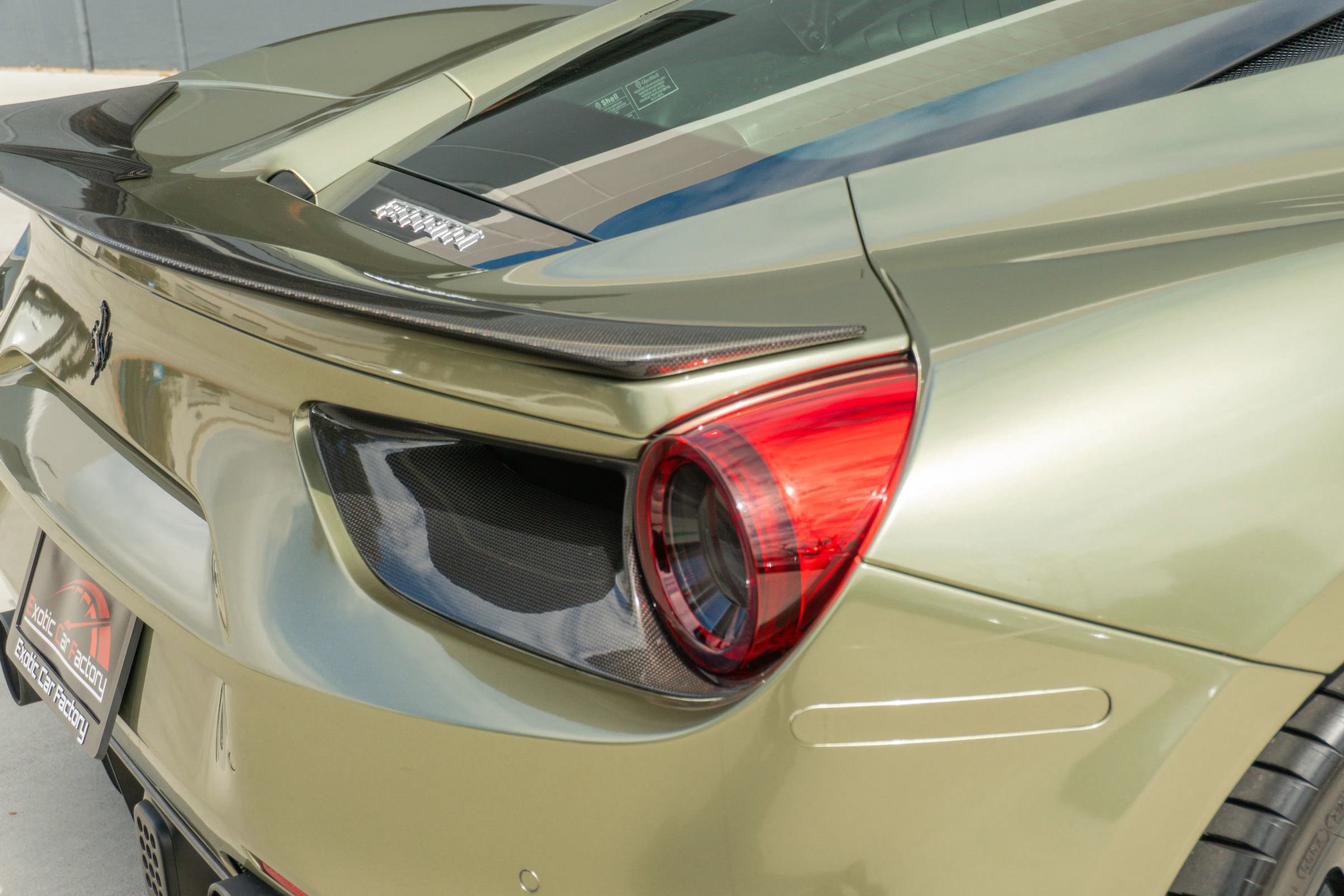 Used 2018 Ferrari 488 GTB image 40