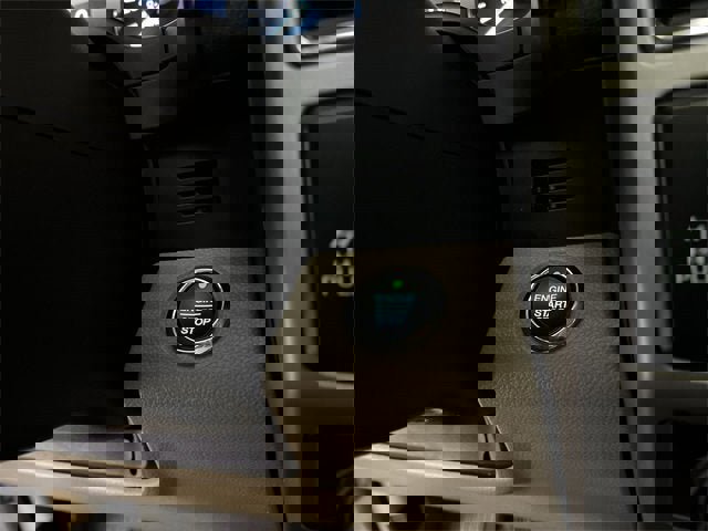 Used 2020 Ford F150 Lariat w/ Equipment Group 502A Luxury image 17