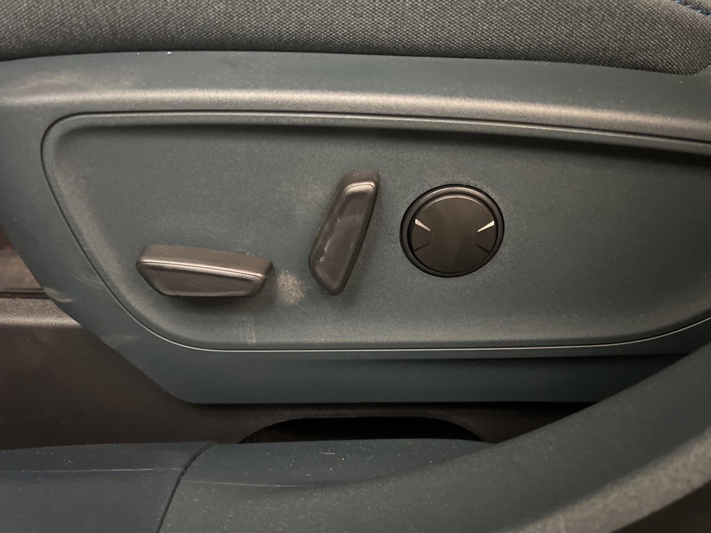 New 2025 Ford Maverick XLT w/ XLT Luxury Package image 21