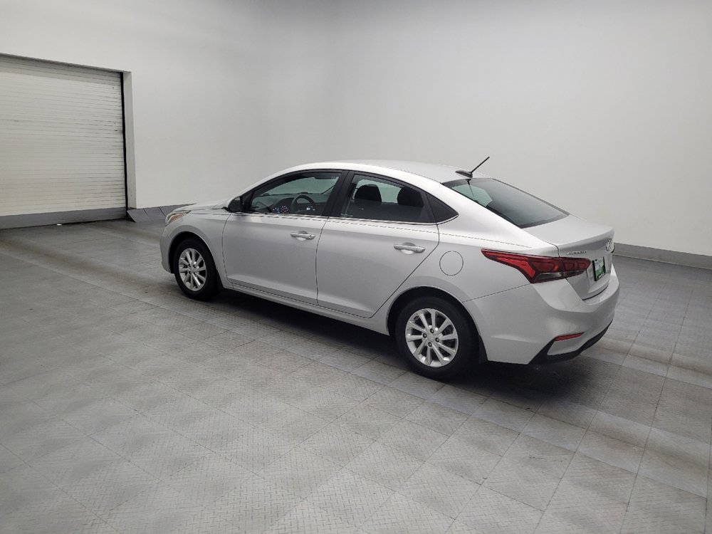Used 2021 Hyundai Accent SEL image 3
