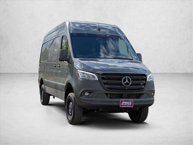 Used 2023 Mercedes-Benz Sprinter 2500 image 3