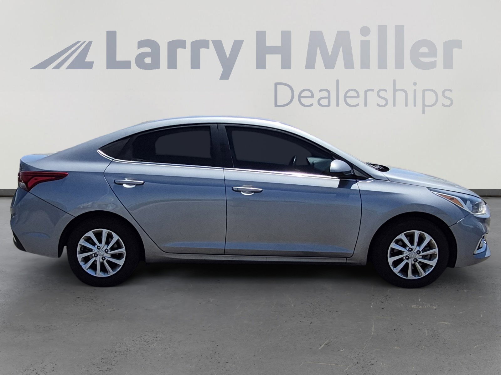 Used 2021 Hyundai Accent SEL FWD image 5