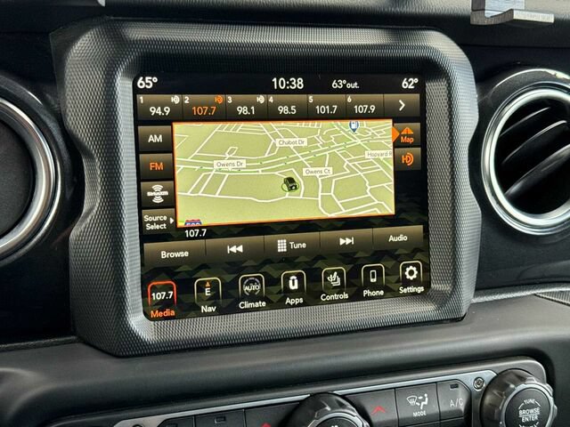 Used 2023 Jeep Wrangler Unlimited Rubicon 392 w/ Trailer Tow Package AWD/4WD image 22