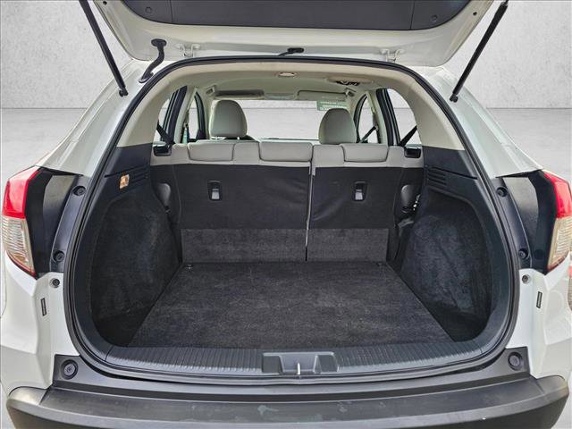 Used 2020 Honda HR-V LX image 13