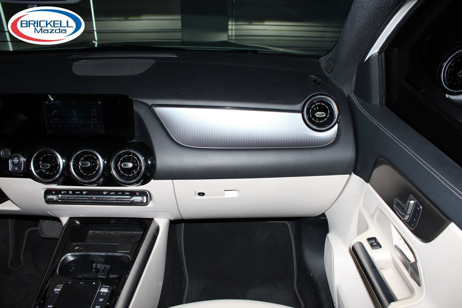 Used 2021 Mercedes-Benz GLA 250 image 17