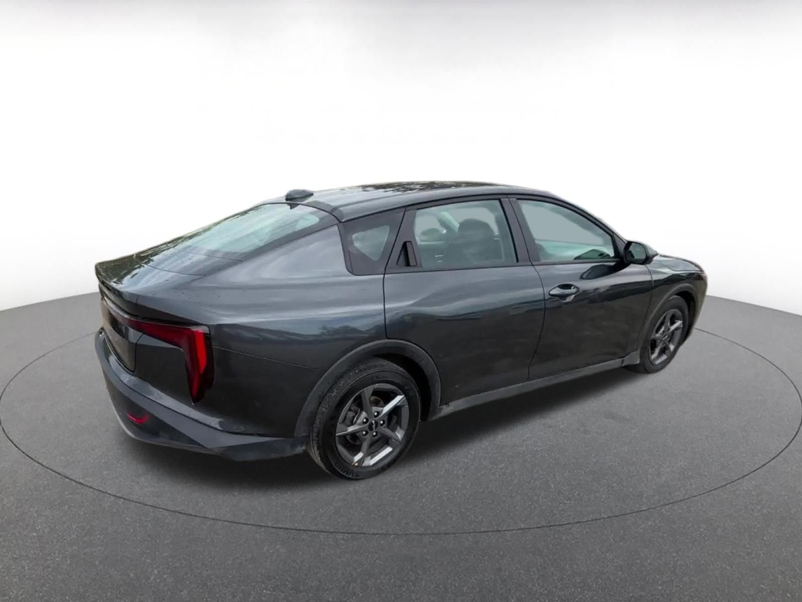 Used 2025 Kia K4 FWD image 15