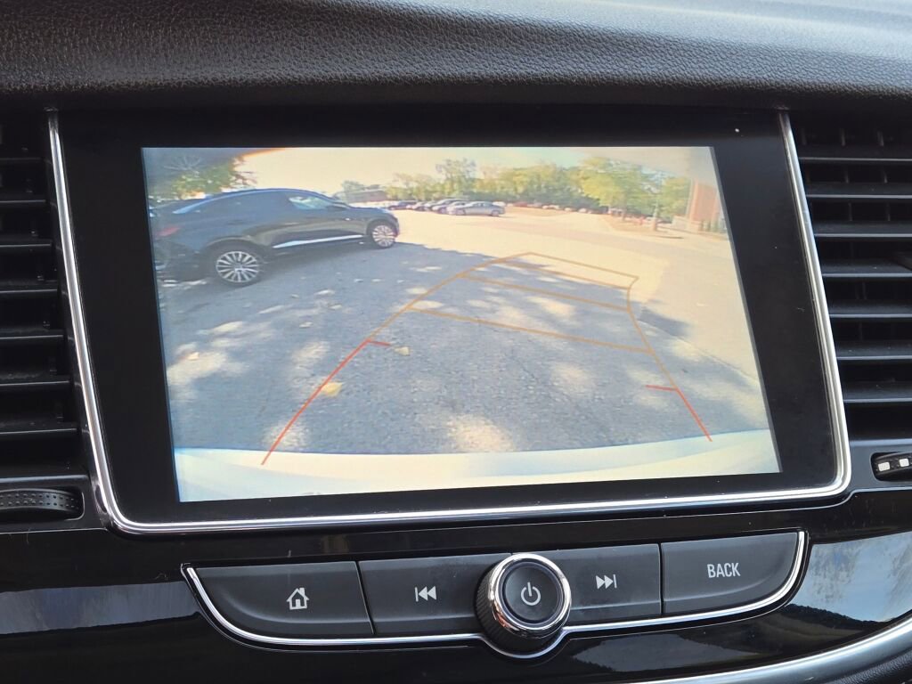 Used 2019 Buick Encore Essence w/ Experience Buick Package image 31