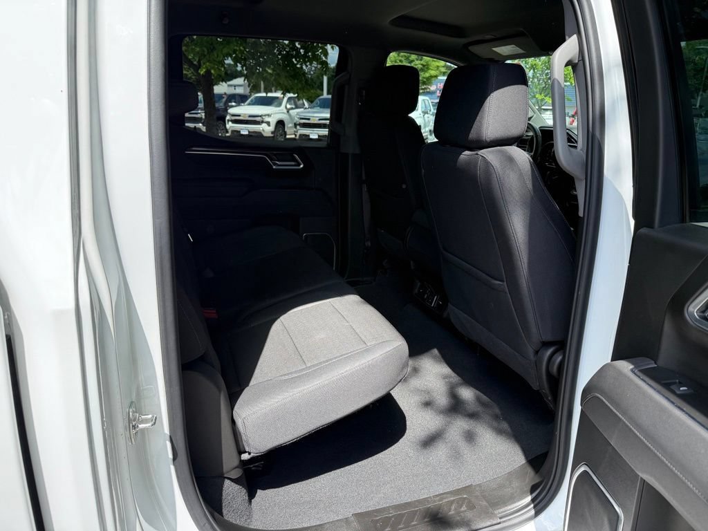 Used 2026 Chevrolet Silverado 1500 RST AWD/4WD image 14