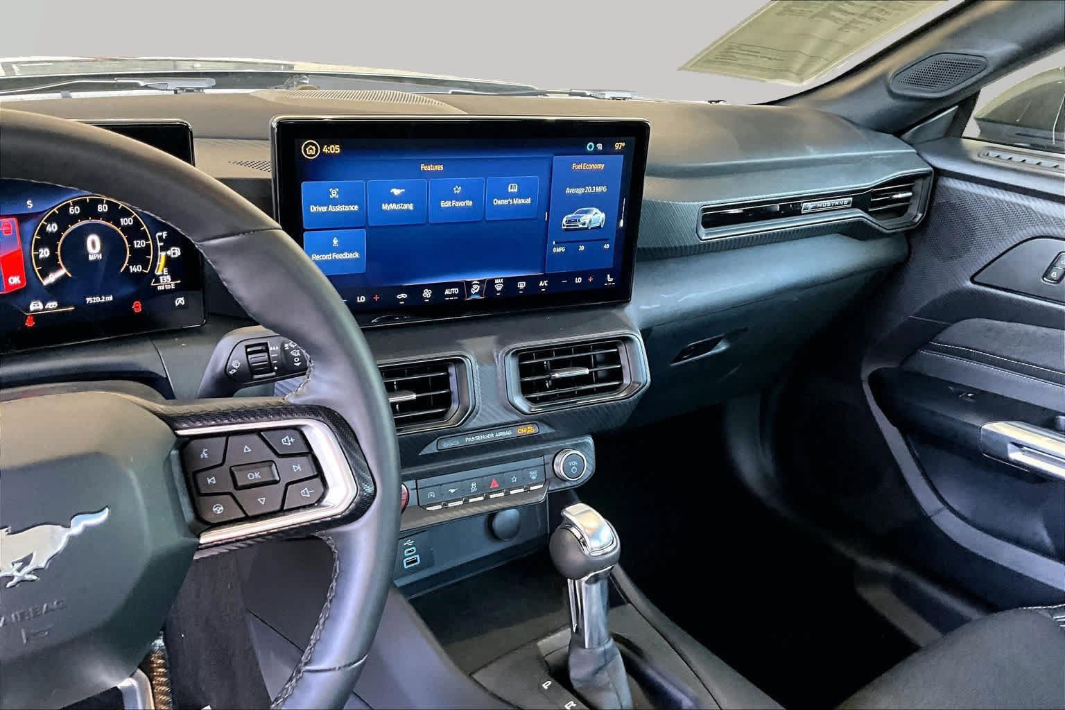 Used 2025 Ford Mustang Coupe RWD image 6