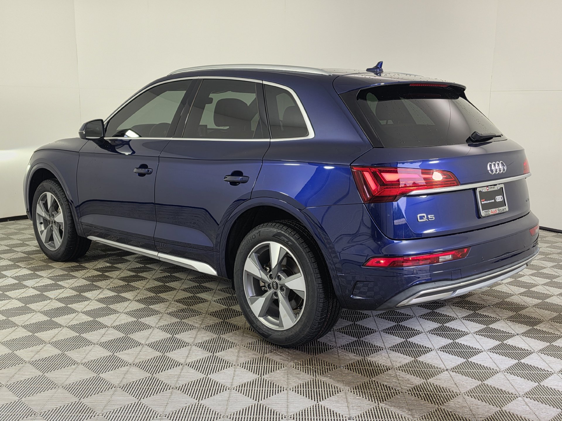 Certified 2024 Audi Q5 2.0T Premium Plus w/ Premium Plus Package AWD/4WD image 42