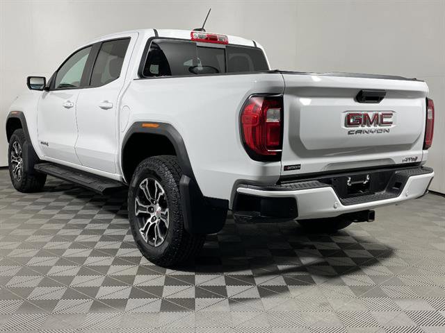 Used 2024 GMC Canyon AT4 w/ Technology Package AWD/4WD image 5