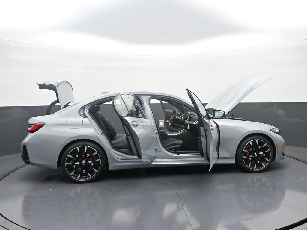 New 2026 BMW 330i xDrive Sedan w/ M Sport Package AWD/4WD image 45