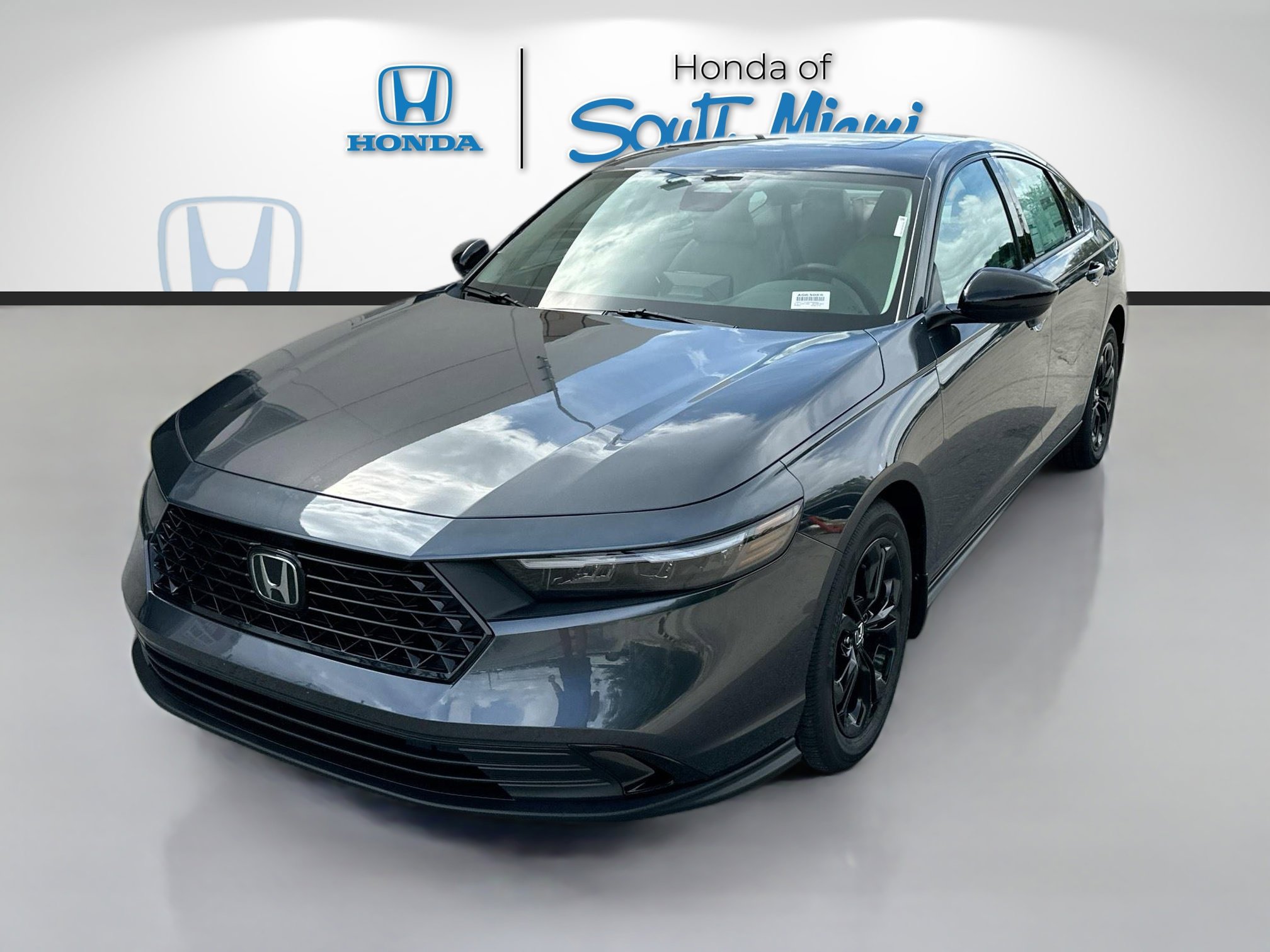 New 2025 Honda Accord SE image 3