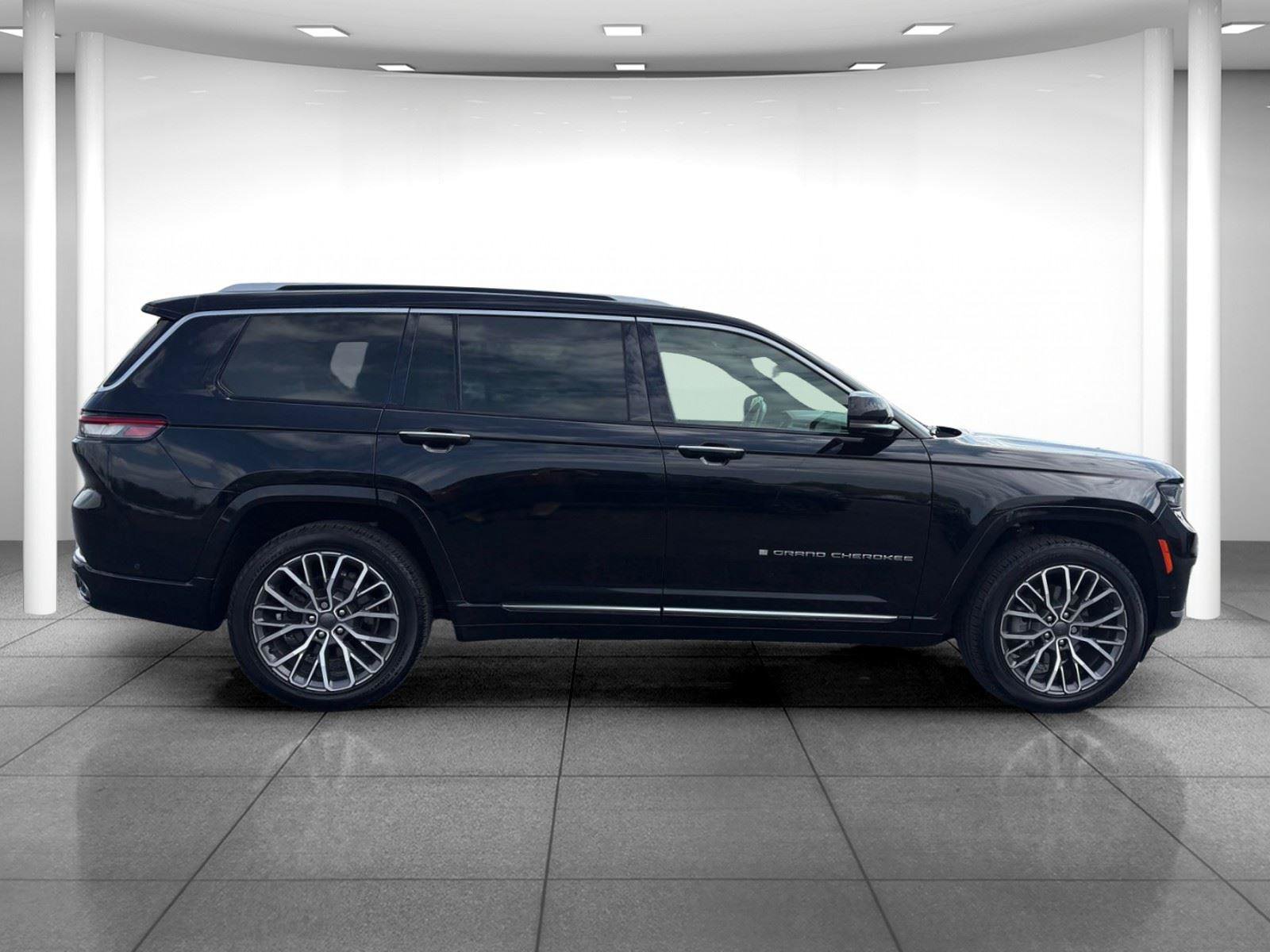 Used 2021 Jeep Grand Cherokee L Summit image 8