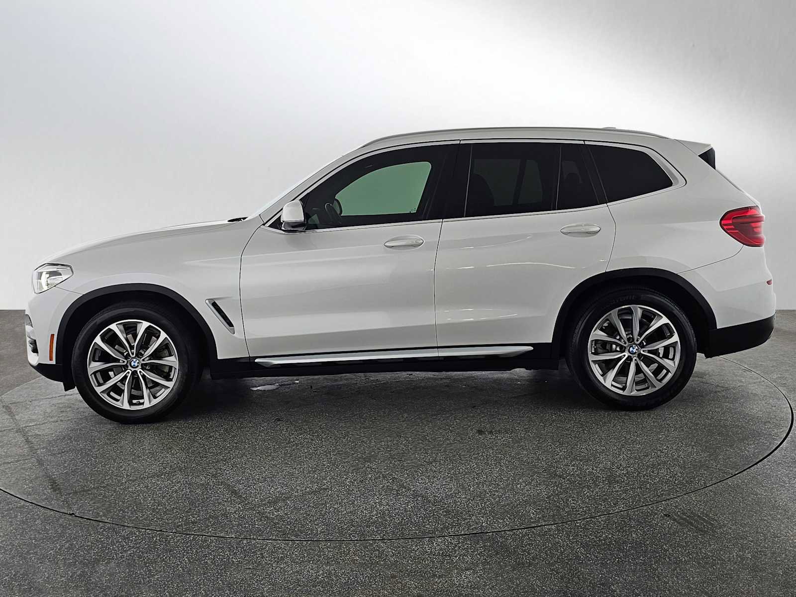 Used 2019 BMW X3 sDrive30i image 6