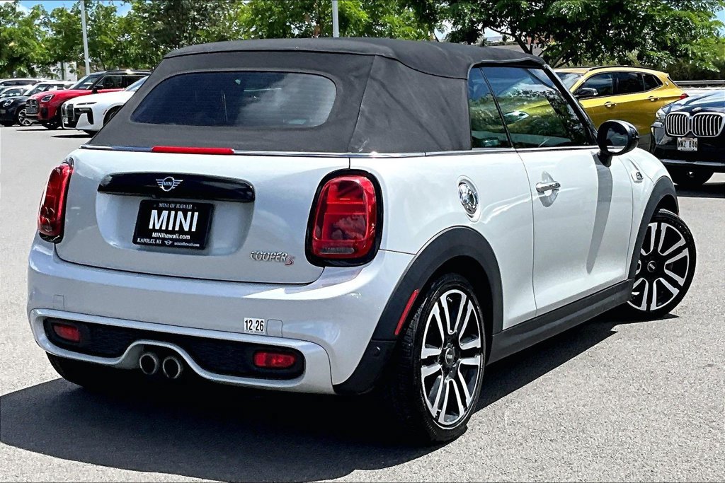 Used 2019 MINI Cooper S w/ Premium Package FWD image 12