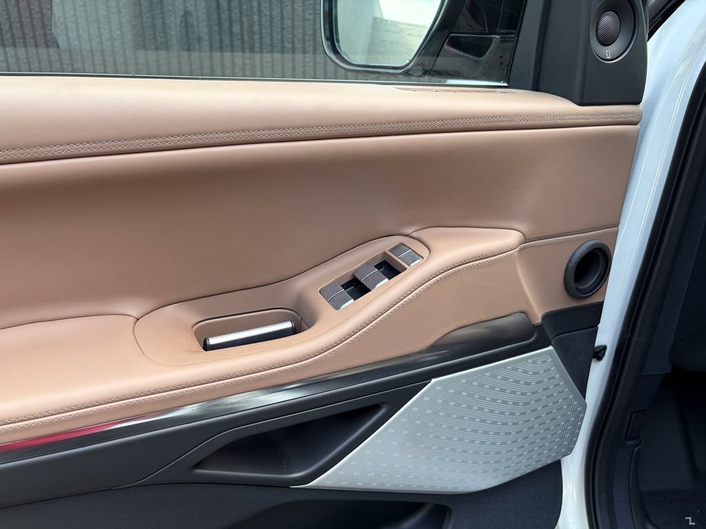 New 2027 Lincoln Navigator Black Label AWD/4WD image 16