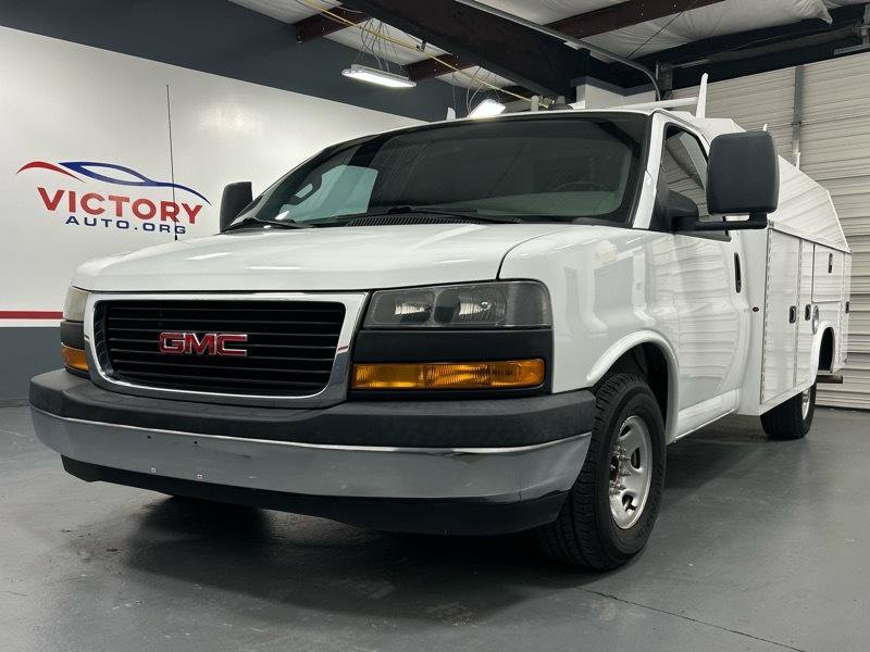 Used 2020 GMC Savana 3500 w/ Power Convenience Package RWD image 2