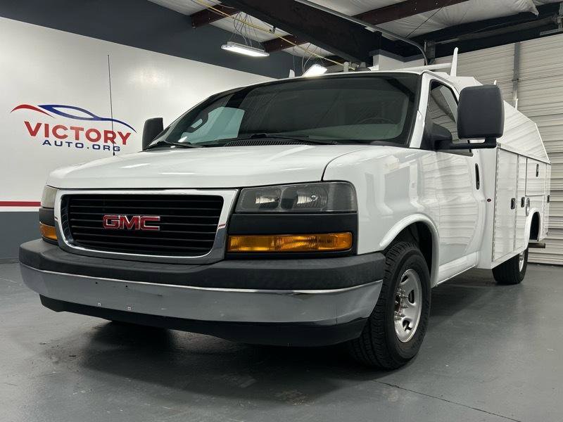 Used 2020 GMC Savana 3500 w/ Power Convenience Package RWD image 2