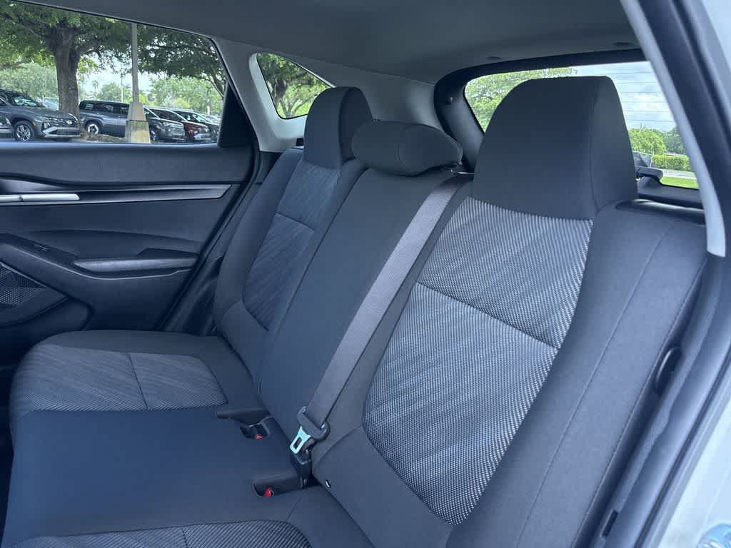 Used 2024 Kia Seltos LX AWD/4WD image 22