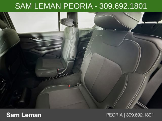 New 2025 Jeep Grand Cherokee L Laredo w/ Luxury Tech Group I AWD/4WD image 24