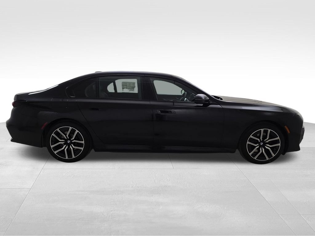 New 2026 BMW i7 xDrive60 w/ Executive Package AWD/4WD image 11